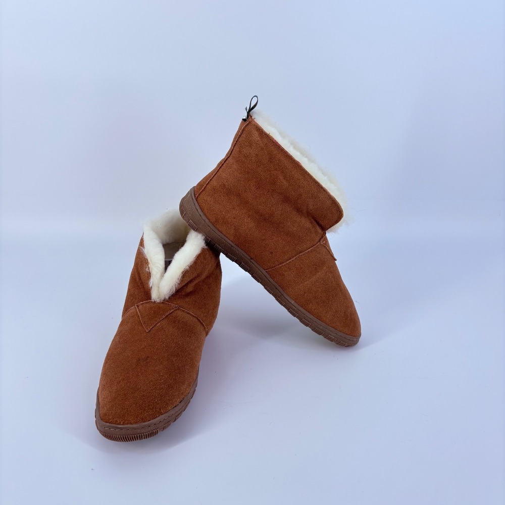 Cloud Nine Sheepskin Women 8 Chestnut Brown Suede Fleece Lined Slipper Boots L8